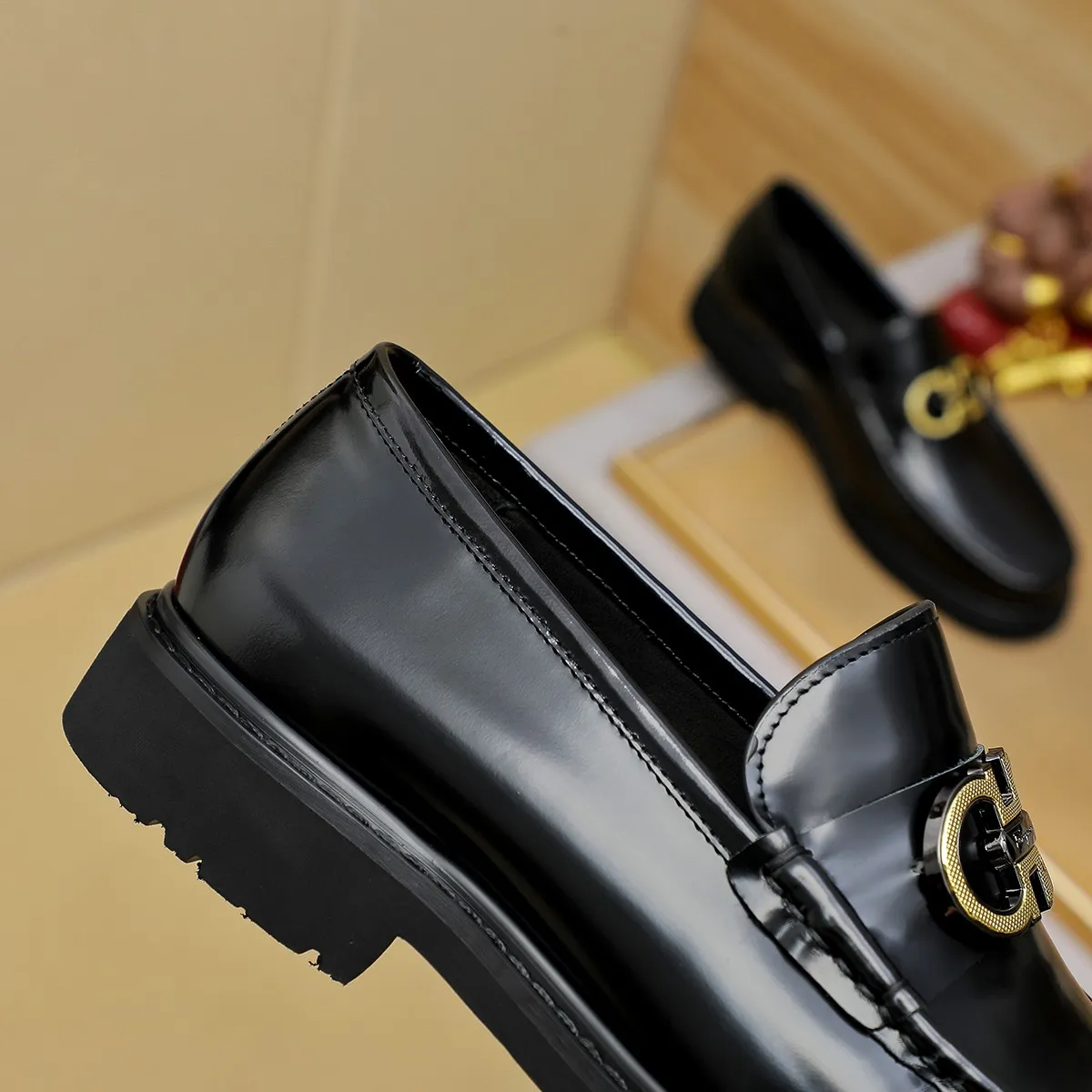 Men's shoes 💰500 Ferragamo [Ferragamo] top imported suit men's shoes 💯Original copy of the official website, product materials: selected imported embossed calfskin + luxury hardware buckle accessories ~ imported water-dyed cow 🐂 leather lining. Strong three-dimensional visual effect, original combination outsole, multiple colors available😘 Size: 38-44 (.45.46.4. Customized)